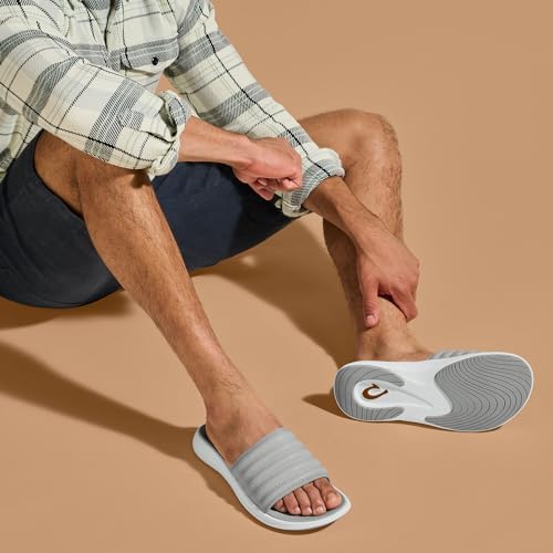 OLUKAI Komo Men's Slide Sandals - Water-Friendly with Cushioned Strap for All-Day Comfort & Support - Perfect for Beach